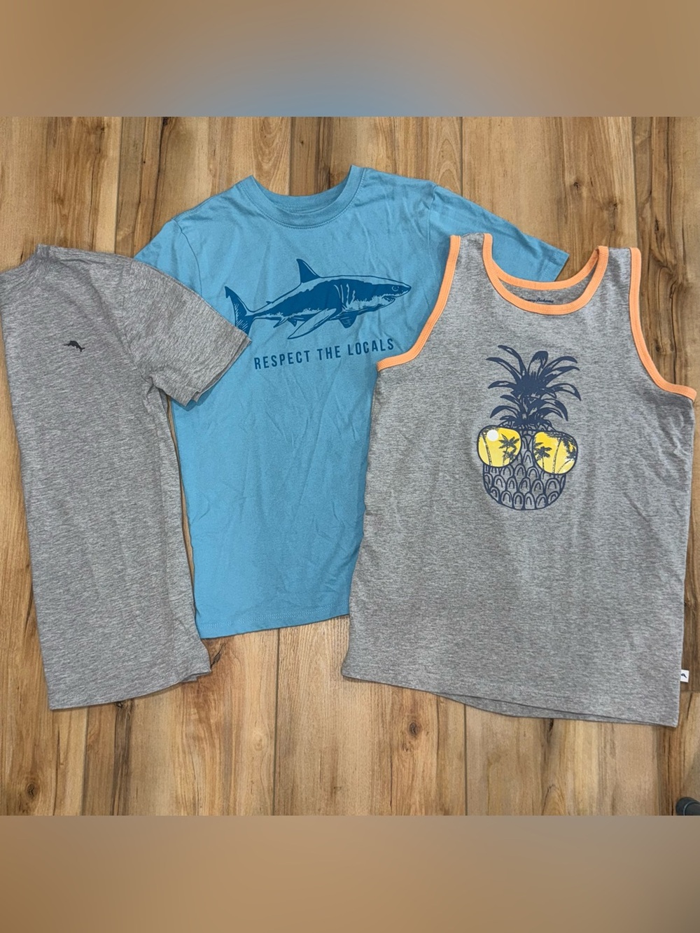 Boys Large Set Blue Shark Tee Shirt & Gray Pineapple Tank Top Tommy Bahamas